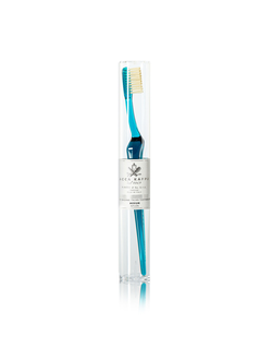 Зубная щетка с нейлоновой щетиной средней жесткости