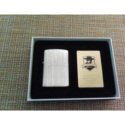 Зажигалка бензиновая Zorro матовая, с вертикальной полоской, в упаковке серебристый