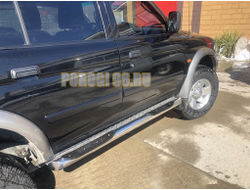 Пороги труба с проступью с алюминиевым листом d76 для Mitsubishi Pajero Sport (1998-2007)