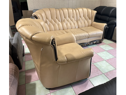 Кожаный диван-кровать + кресло. Pinskdrev.