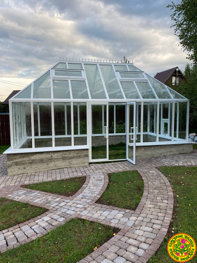 Базовая комплектация теплицы из стекла и алюминия ПЛИМУТ SL размером 6000 х 3000 мм