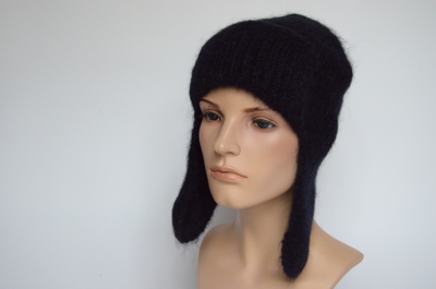 chernaya-shapka-ushanka-zhenskaya-vizio-italiya-9020-uo