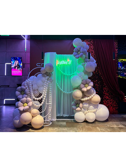 ФОТОЗОНА ИЗ ШАРОВ "ПРЕКРАСНАЯ ВЕСНА"