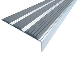 Угол-порог противоскользящий алюминиевый 98х22,5 мм, с тройной ЧЕРНОЙ резиновой вставкой, длина 2,7