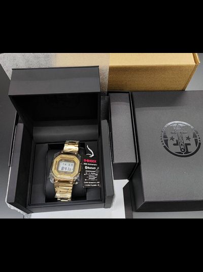 Часы Casio G-Shock GMW-B5000TFG-9