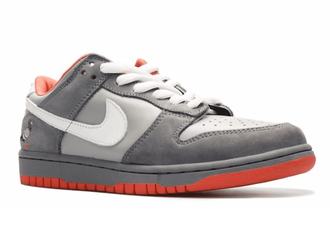 Nike dunk sb low staple nyc pigeon (2005) top