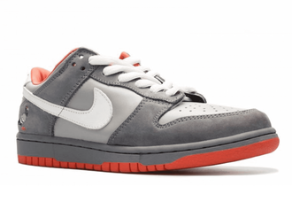 Nike SB Dunk Low Staple Nyc Pigeon сбоку