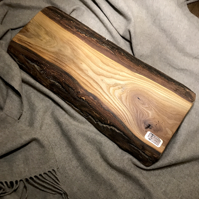 доска для подачи блюд, подача на досках, подача блюд на спилах, подача блюд на дереве, спил для еды