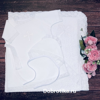Крестильная рубашка для девочки "Традиция": распашное спереди, размеры от рождения до 1 года, можно вышить любое имя