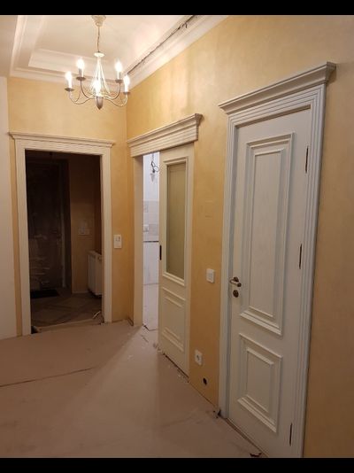 PORTE RICHI (Беларусь). ВЕРНИСАЖ, МОДЕЛЬ ЛШ40, ШПОН ЯСЕНЯ + ЭМАЛЬ БЕЛАЯ. ВИТРАЖ С ПЕСКОСТРУЙНЫМ РИСУНКОМ