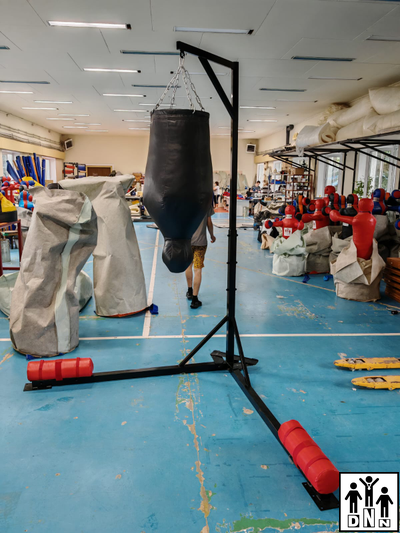 Стойка напольная для боксёрского мешка