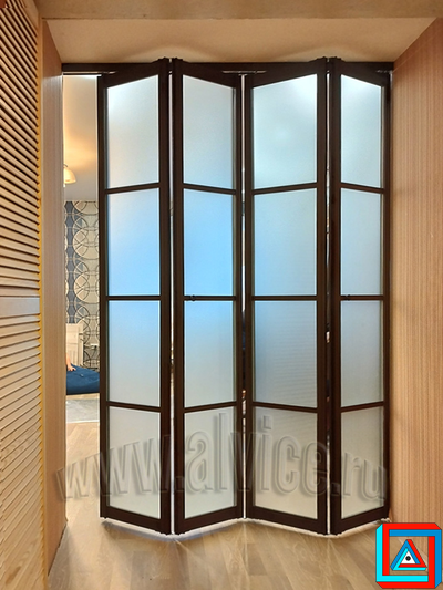 Перегородка-книжка из 4-х створок сложение в одну сторону