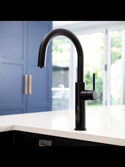 Система мгновенного кипячения воды с газацией и охлаждением 5в1 AQUAHOT ASPEN BM (матовый черный)