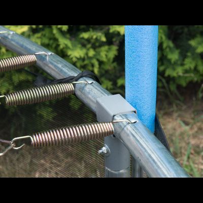 Батут «Winner Classic» (14 футов / 424 см, верхняя + нижняя защитные сетки и лестница в комплекте)