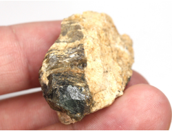 Корунд синий (сапфир), кристалл, Индия (37*22*22 мм, 18,1 г) №36096