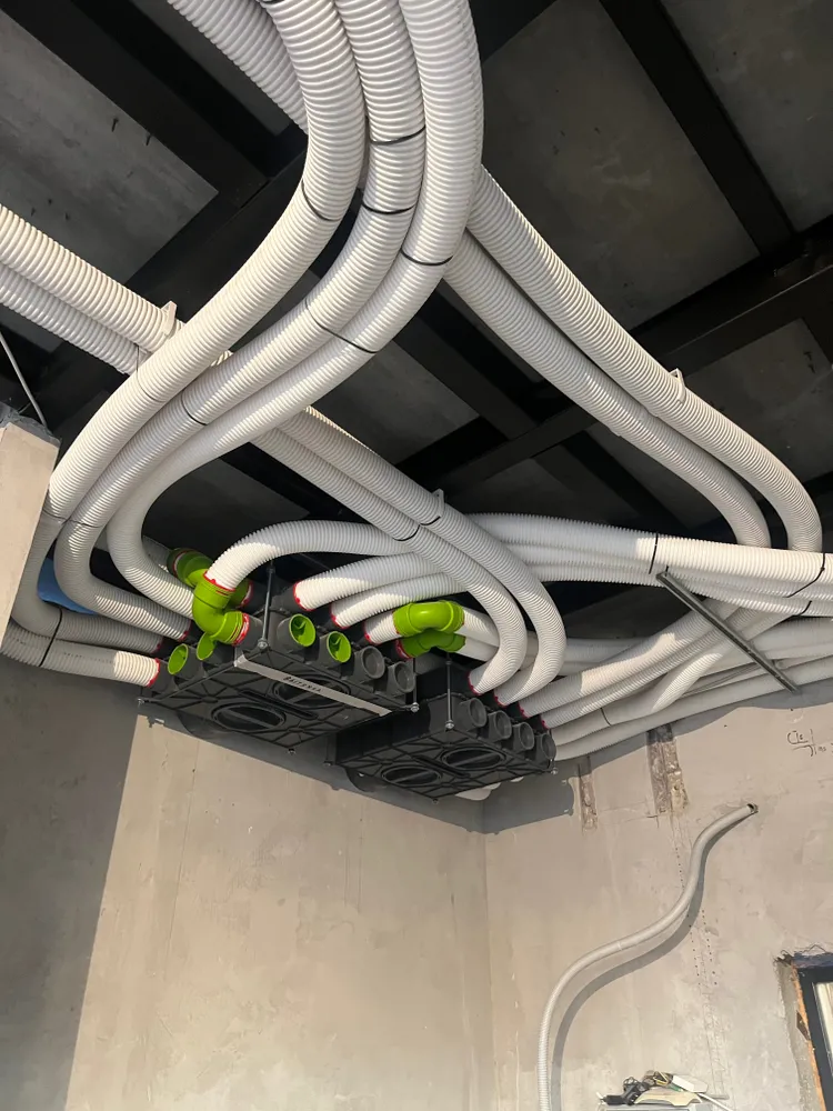 Низкопрофильные пластиковые воздуховоды Blizzard Lufttechnik (Германия) квартира ЖК Датский Квартал