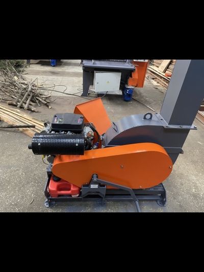 Рубительная машина Триумф 3НР-Л27-600 бензиновая, от