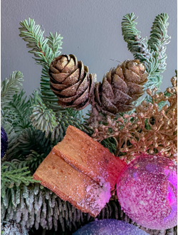 Композиция с елью "Баббл гам"