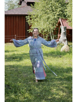 plate-vishivanka-vesna