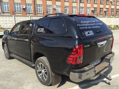 Фаркоп ТСС под квадрат с облицовкой балки из полированной нержавеющей стали