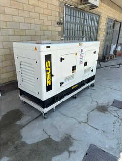 Дизельный генератор ZEUS AD60-T400R в шумозащитном кожухе