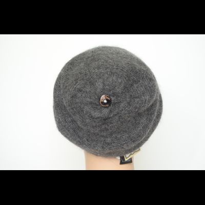 Темно - серый берет вязаный Vizio Италия 5122