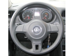 Кожаная накладка на руль Volkswagen Polo V (6R1,9N) (2009-2014), Volkswagen Tiguan I (5N2) (2011-2014), Volkswagen Caddy Maxi III (2CA) (2010-2015), Volkswagen Golf VI (5K) (2008-2012), Volkswagen Jetta VI (5K2) (2010-2015), черная