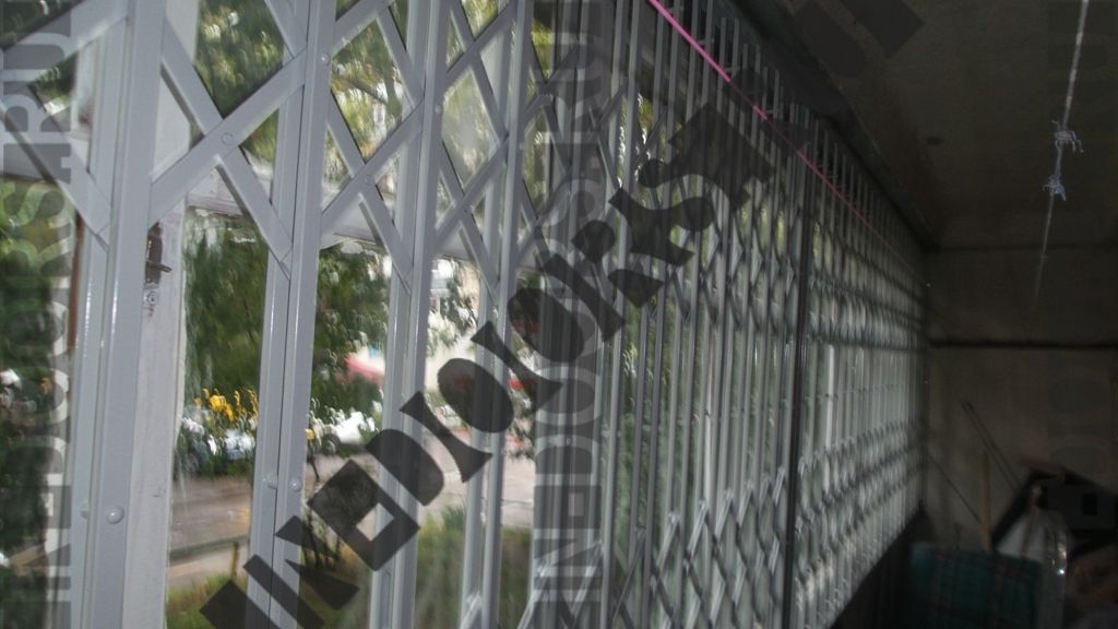 внутренние раздвижные решетки 22