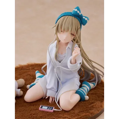 Фигурка 1/7 Махиру Сина (Mahiru Shiina Relax ver.)