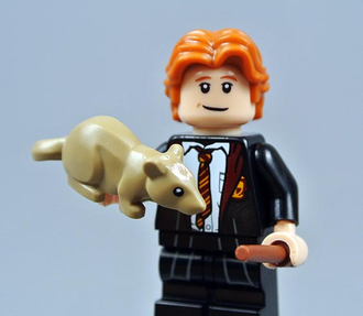 # 71022/3 Рон Уизли в Школьной Форме / Ron Weasley in School Robes