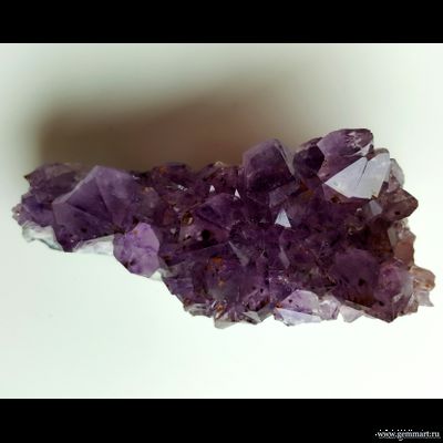 Аметист,  друза с включениями гематита