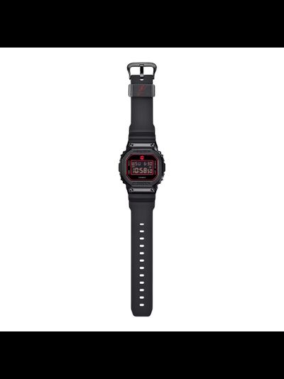 Часы Casio G-Shock GM-5600RH-1