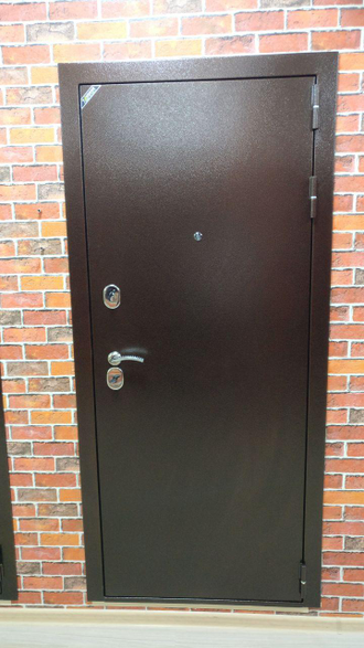 Металлическая входная дверь "Адель" венге