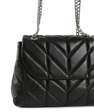 (АРТИКУЛ: 8355/1) СУМКА ЖЕНСКАЯ, НЕБОЛЬШАЯ, НАТУРАЛЬНАЯ КОЖА, ЧЕРНАЯ,  ПЕРЕТЯГИВАЮЩАЯСЯ ЦЕПОЧКА  ЧЕРЕЗ ПЛЕЧО