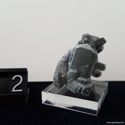 Натролит, сросток кристаллов. Кольский п-ов. Россия. 33*25*24мм