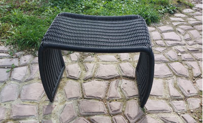 Плетеная оттоманка