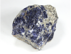 Содалит, необработанный "дикий" образец, Бразилия (42*40*34 мм, 77 г) №35201