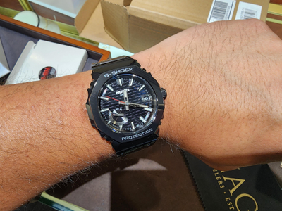 Часы Casio G-Shock MRG-B2100R-2A