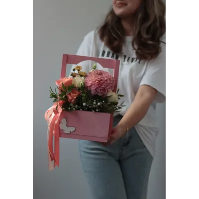 ЦВЕТОЧНАЯ КОМПОЗИЦИЯ № 105