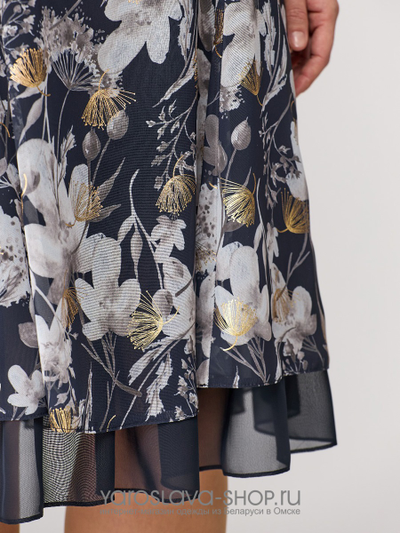 Женское шифоновое  платье в черном цвете с цветочным принтом