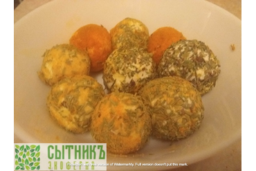 Фермерский сыр из козьего молока в шариках со специями