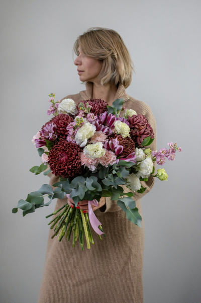 БУКЕТ ЦВЕТОВ НА ВКУС ФЛОРИСТА 11000р.