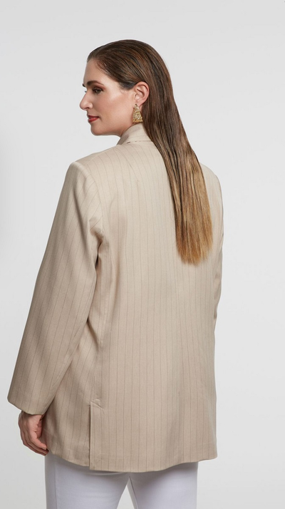Жакет бежевый в полоску