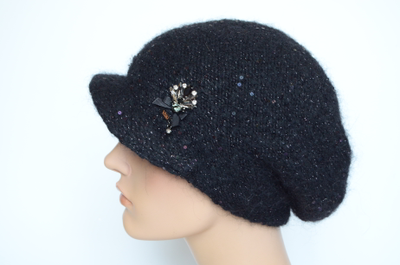 Черная кепка с пайетками и украшением Vizio Италия 8017 W