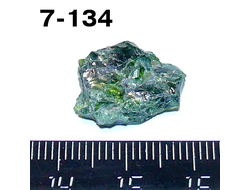 Хромдиопсид натуральный (необработанный) №7-134: 2,0г - 18*12*6мм