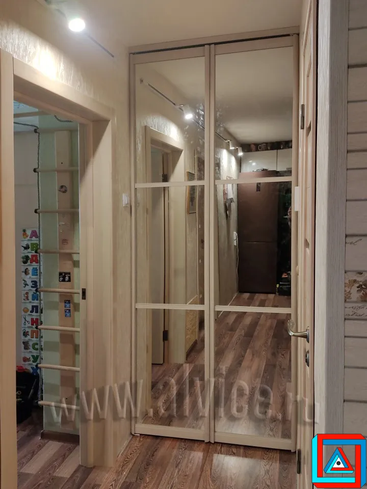 Фото 17 - Складная дверь из 2-х створок в AL профиле