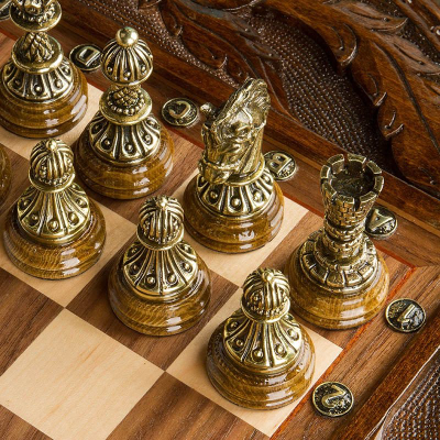 Стол ломберный шахматный "Круг Света" от мастера Карена Халеяна