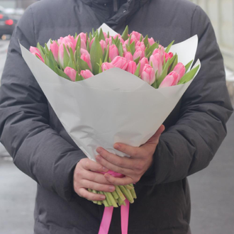 Букет из 51 розового тюльпана