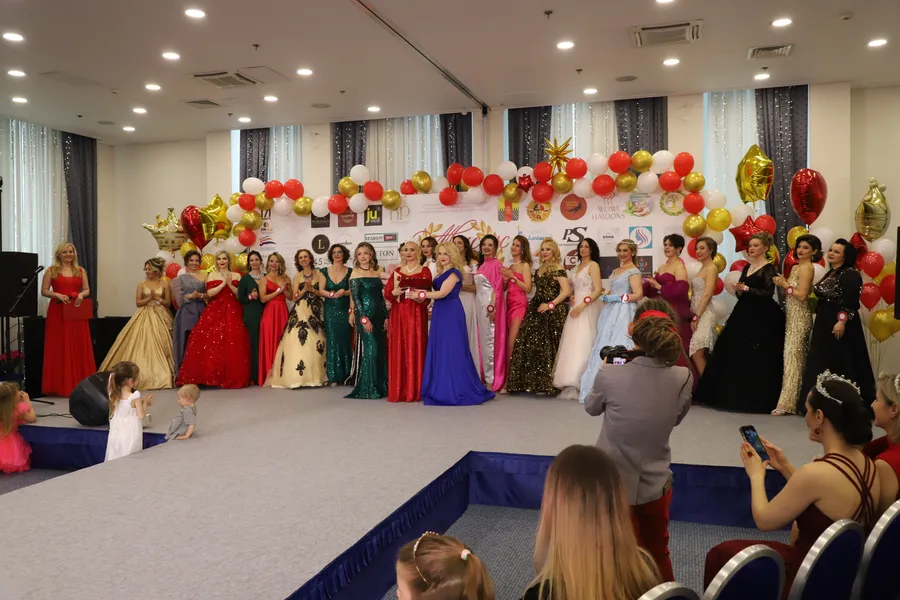 Конкурс красоты и материнства "Миссис Петергоф 2024"