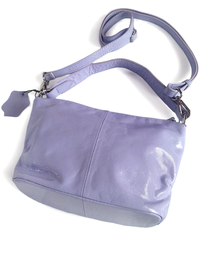 (АРТИКУЛ: 9950/1) СУМКА ЖЕНСКАЯ  МАЛЕНЬКАЯ, НАТУРАЛЬНАЯ ГЛЯНЦЕВАЯ КОЖА, СИРЕНЕВАЯ, С  ПЛЕЧЕВЫМ РЕМНЕМ